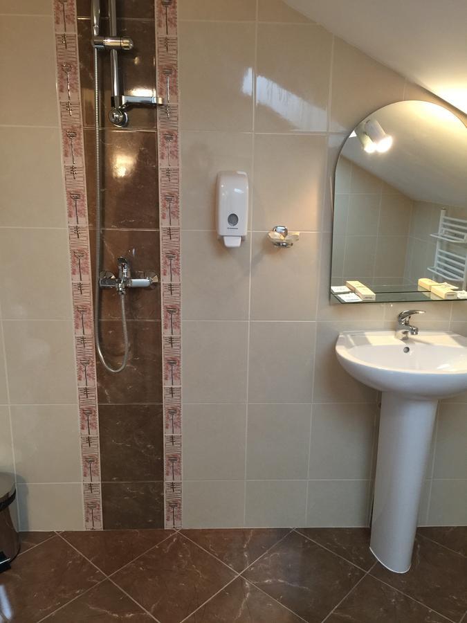 Hotel Bojur Mineralni Bani Exteriér fotografie